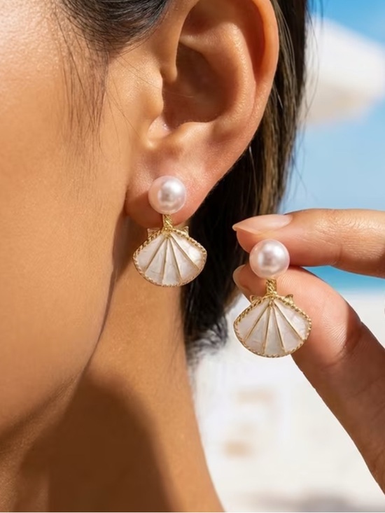 Big Jewelry Co Jewelry - Gold-Trim Pearl & Shell Drop Earrings - White